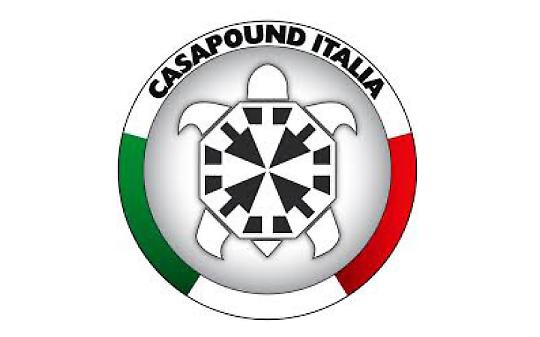CESANA. Val Susa, striscione CasaPound contro Francia e rifugiati