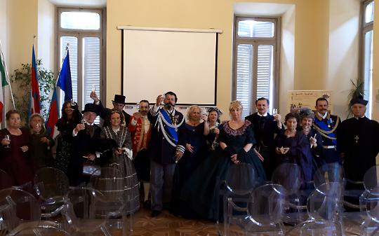 TORINO. Brindisi a Palazzo Cisterna con il "Baratuciat" di Almese