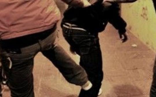 VILLAFRANCA. Rissa tra famiglie dopo un incidente stradale