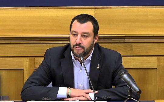 CLAVIERE. Salvini insiste: "La polizia resta fissa"