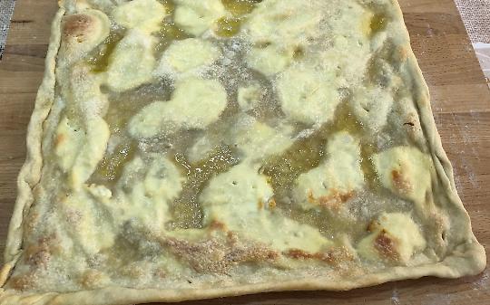 Focaccia di Recco al formaggio