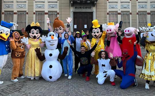SETTIMO TORINESE. Sorpresa: un “Insolito Carnevale” in via Italia