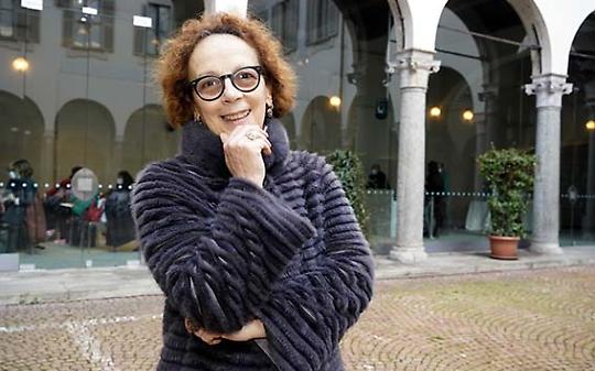 Laura Curino si racconta: &ldquo;Potevo fare la giornalista o l&rsquo;attrice: ho scelto la seconda..."