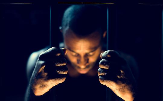 Le carceri sono troppo affollate