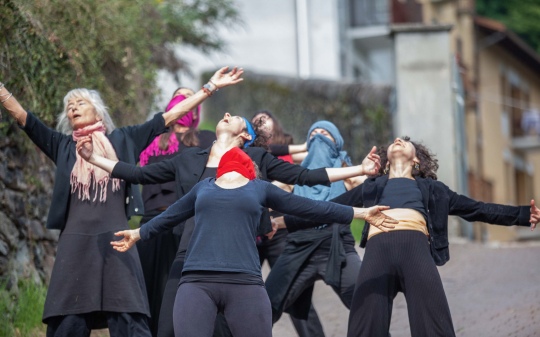 Una performance del Collettivo Biloura