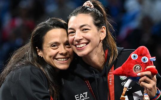 Rossana Pasquino e Andreea Ionela Mogos 
