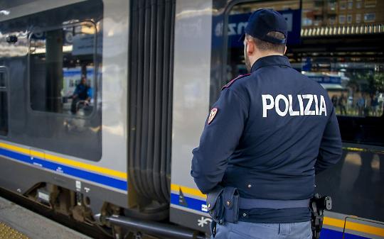 Ricercato con una condanna da scontare: arrestato alla stazione dalla Polfer