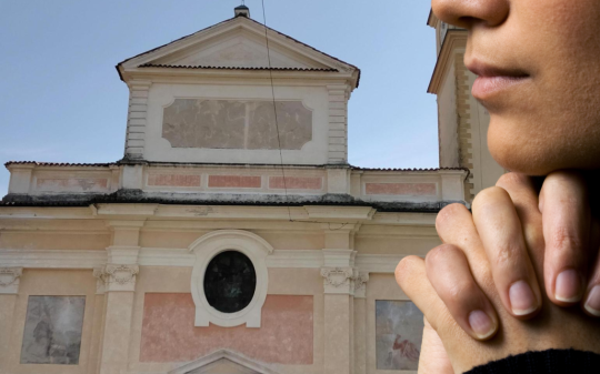 San Michele è chiusa, ma la fede resta aperta