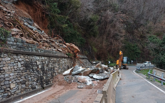 Strade chiuse, due sindaci in trincea. «Così non si può andare avanti»
