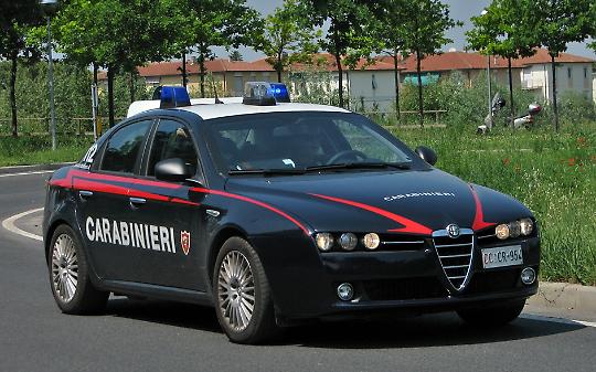 Schiacciato da un motocoltivatore, salvo per miracolo: paura in via Rossini a Fiano