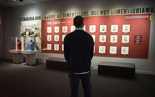 “La tragedia non è morire, ma dimenticare. Noi non dimentichiamo.”Onore al Grande Torino