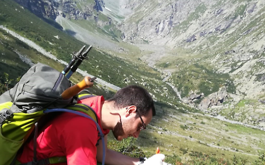 Groscavallo e la vergogna della Bandiera Nera. Il progetto della strada nel Vallone di Sea porta il Comune sul banco degli imputati di Legambiente