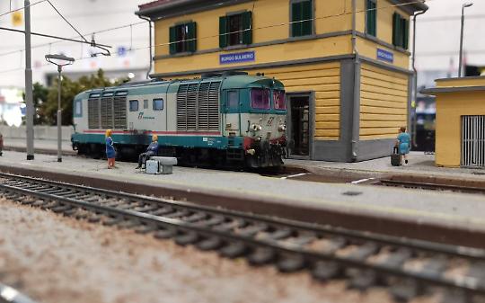 Modellismo in mostra a Rondissone: treni, Lego e Barbie per la festa di San Luigi