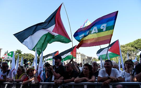 Local March for Gaza, quattro comuni del Torinese in piazza per la pace