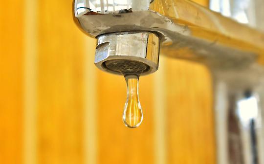 Fulmine colpisce l'acquedotto di Ronco Canavese: frazioni senz’acqua per ore