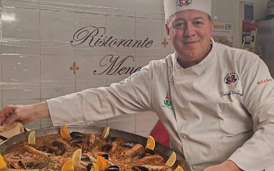 Una brigata di 16 chef e lady chef, coordinati da Fabrizio Mencagli (patron del Ristorante Mencagli di Monteu da Po), preparerà un aperitivo per 300 invitati.