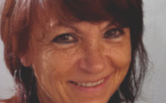 Cuorgnè saluta Paola Piglione in Prete, il sorriso che univa famiglia, lavoro e comunità