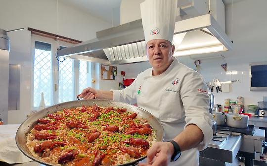"Padella Piemontese": la nuova paella di Mencagli, nata dalla Vuelta e lanciata alla conquista del Piemonte (VIDEO)