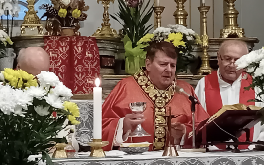 Il parroco che tutti vorrebbero: cinquant’anni di sacerdozio per don Giovanino