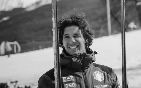 Funerali di Stato a Sestriere per Matteo Franzoso, l'azzurro morto a 25 anni in Cile