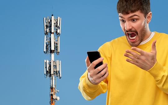 Antenna 5G a Tonengo, promesse e attese: Casale resta offline, il Comune garantisce l’attivazione entro l’anno