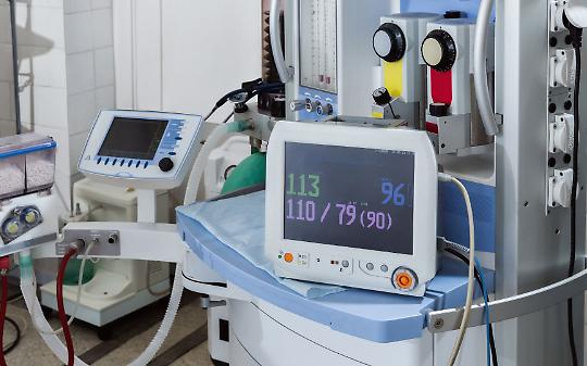 Si risveglia il bimbo precipitato dal balcone a Torino