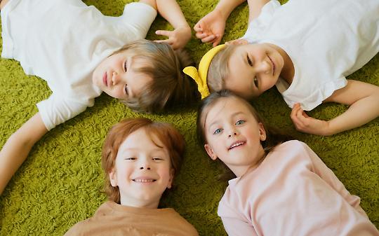 Il Villaggio di Pollicino: dove le famiglie si incontrano, i vestiti si scambiano e i bambini crescono insieme