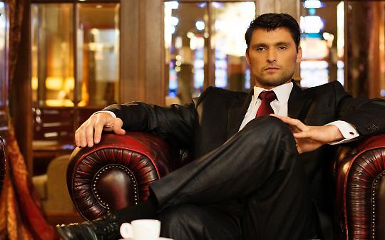 Ecco chi ha comprato il castello di Strambino...