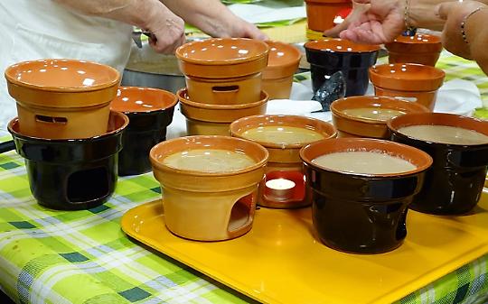 Lauriano in festa: duecento persone per la bagna cauda della Pro Loco