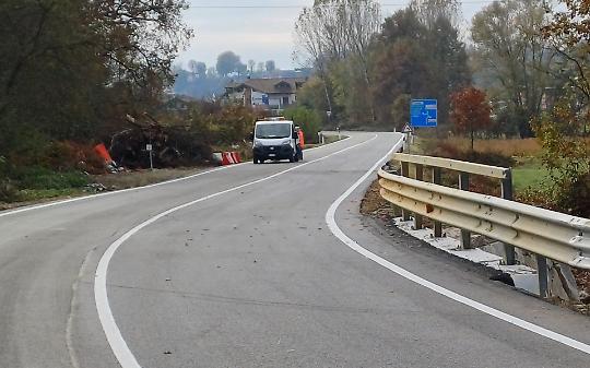 Dopo sette mesi di chiusura, riapre il ponte sul rio: migliaia di cittadini tirano un sospiro di sollievo in Canavese