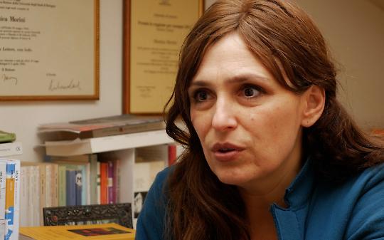 Fuochi di coraggio al Teatro Pinelli: donne libere che illuminano il buio della violenza