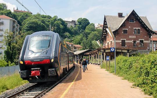 Sì ai Jazz, no ai Rock: ecco perché sulla Germagnano-Ceres (e sulla Rivarolo-Pont) i treni a due piani non circoleranno mai