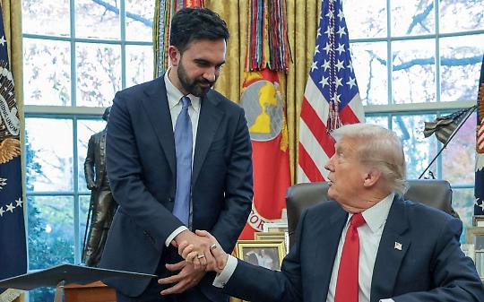 Trump “salva” Mamdani alla Casa Bianca con una battuta fulminea (VIDEO)