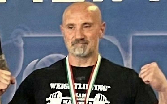 La forza non ha età: Francesco Ieraci, il gigante di Castagneto Po che solleva 190 kg e sogna l'Europa