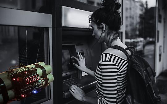 Esplosione nella notte