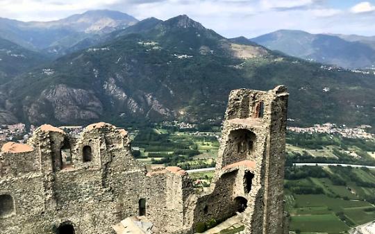 Alla Sacra di San Michele in ascensore