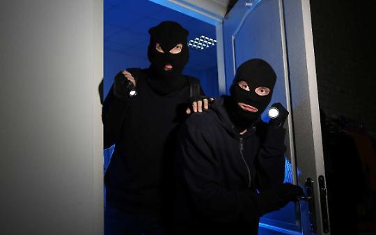 Furti a raffica a Gassino