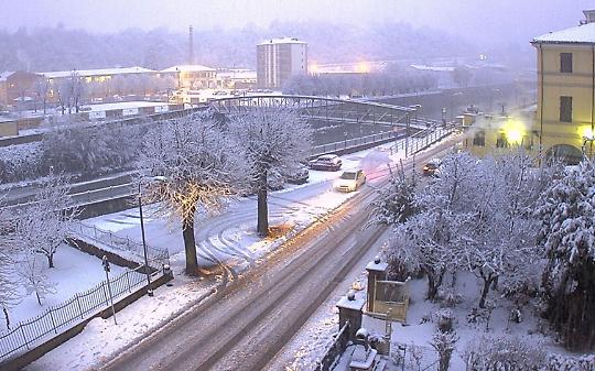 Ecco la neve! Fiocchi fino a 300 metri tra Langhe e Cebano (FOTO e VIDEO)