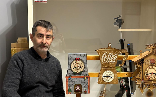 Tra Kairos e Cronos: Massimo Data, l&rsquo;uomo che scolpisce il tempo