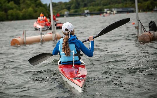 Ivrea cerca il suo simbolo: concorso per il logo degli Europei di Canoa 2026