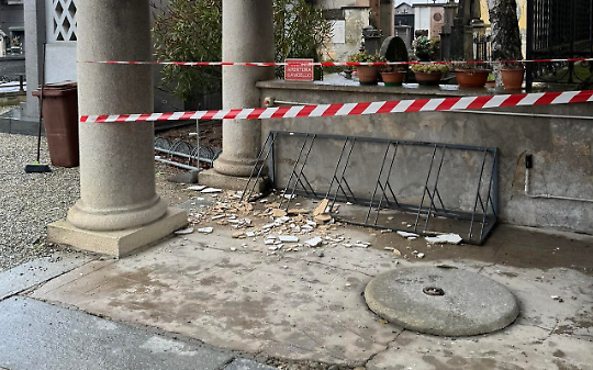 Cimiteri sotto la pioggia e infiltrazioni d'acqua, allarme tra Montanaro e Foglizzo