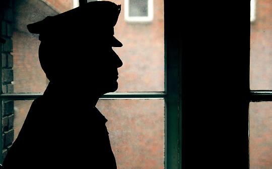 Carcere, perquisizione per un cellulare finisce con un&rsquo;aggressione