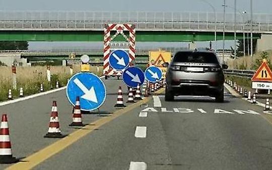 Camolesa, il ponte che non c&rsquo;&egrave; pi&ugrave; ma resta in coda fino al 2028