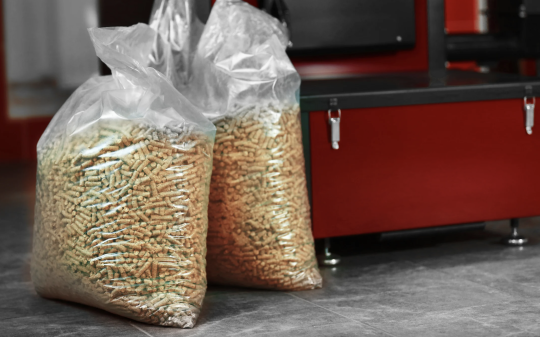 Pellet a prezzi stracciati: partiva dal Canavese la truffa che correva sul web