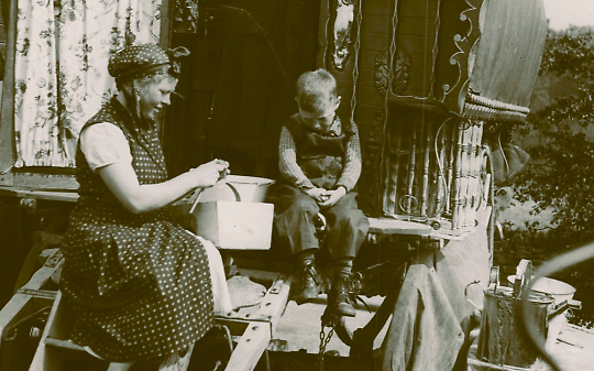 Sulle tracce dei Sinti: chi sono e da dove vengono