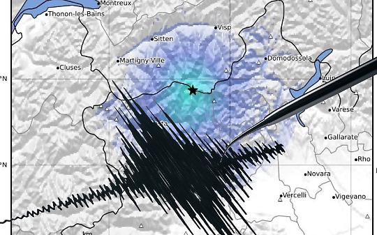 Scossa nella notte sulle Alpi, tremano Cervinia e il Nord Piemonte