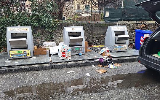 Isola ecologica trasformata in discarica: scatta la tolleranza zero