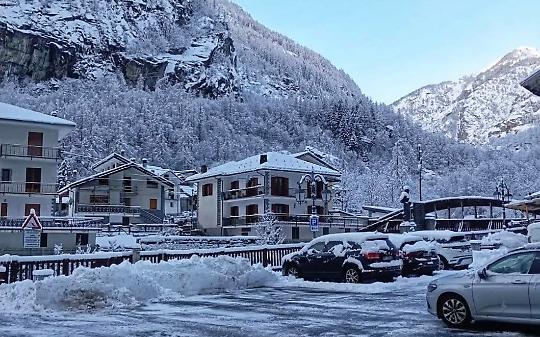 La neve prende il Piemonte alla gola