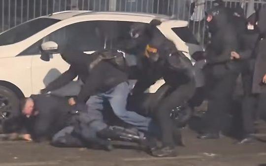 Scontri pro Askatasuna a Torino, fermato un 22enne originario del Grossetano