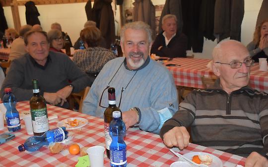 Tra adunate, volontariato e vita di paese, gli Alpini di Robassomero continuano a essere un punto fermo